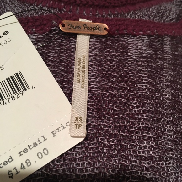 FREE PEOPLE SPLIT OPEN FRONT TOP - Picture 2 of 10